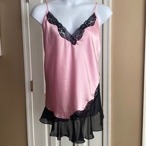 Pink n Black trim Flounce Nightie!
